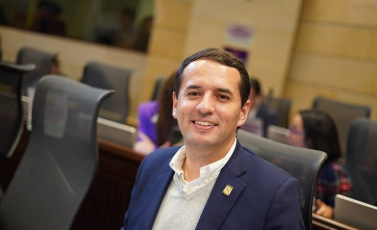  Wilmer Castellanos defiende la transparencia y rechaza campañas de difamación política en Boyacá